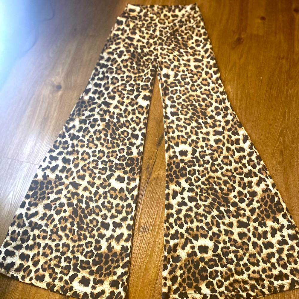 Small Leopard feel like silk bell bottoms!!!